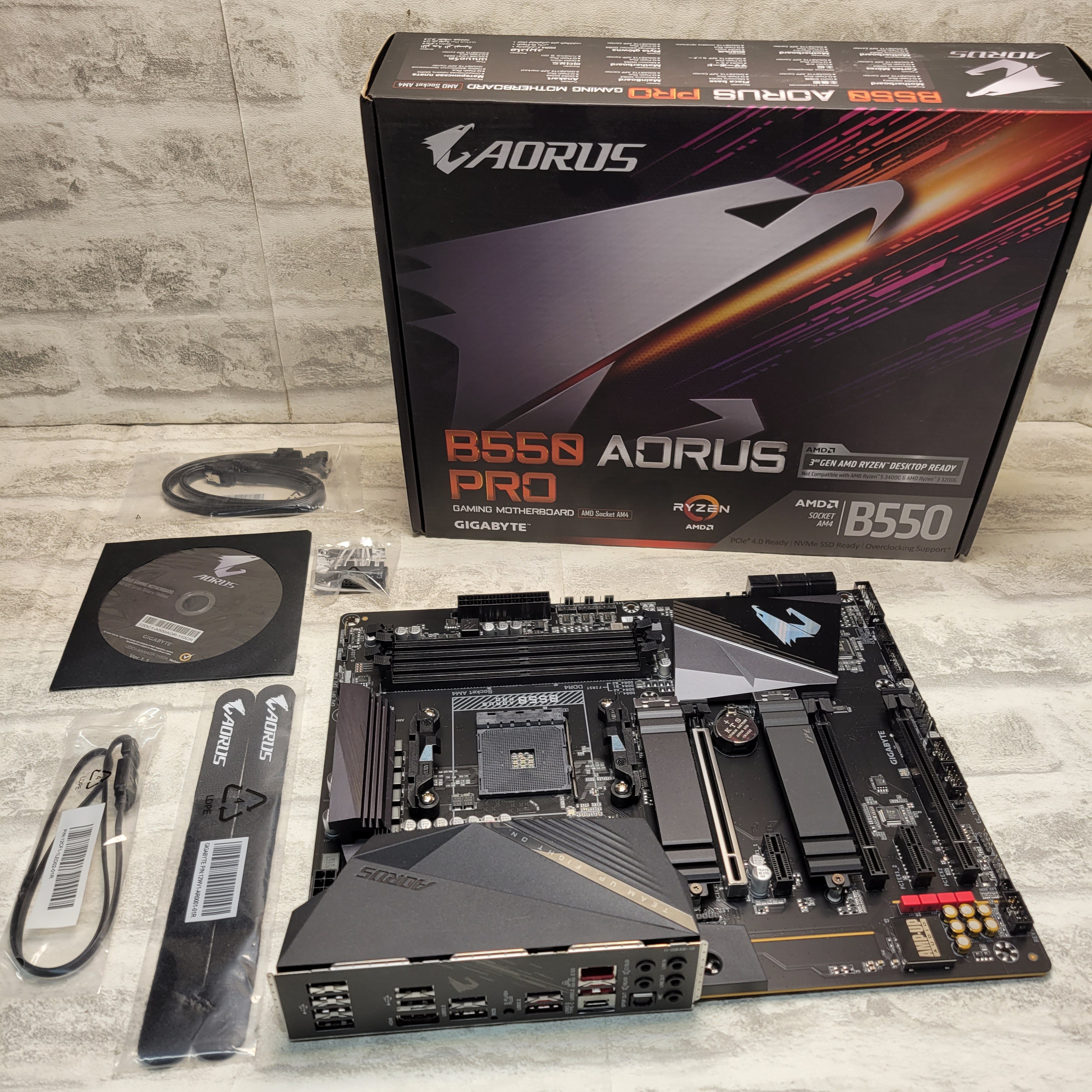 GIGABYTE B550 AORUS PRO AMD B550 Socket AM4 ATX Motherboard (7830898770158)